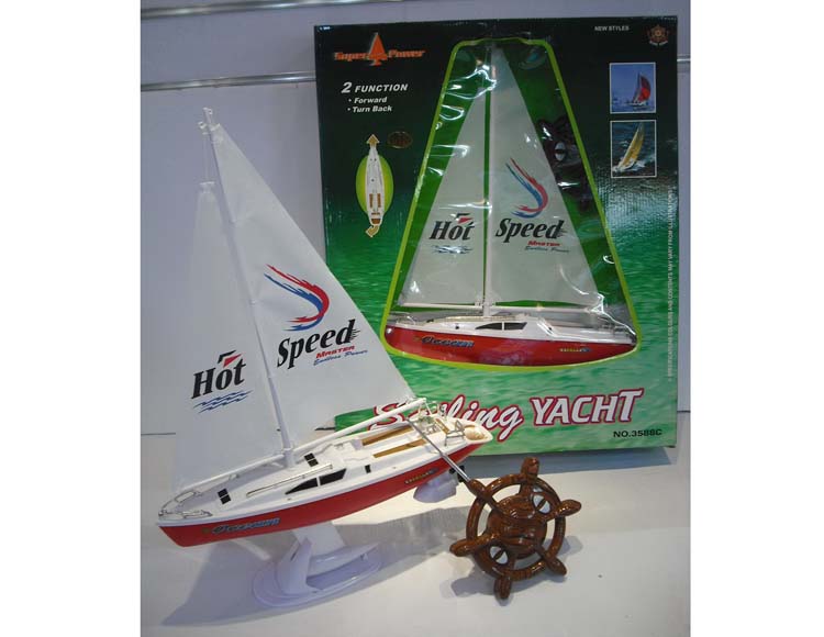 二通遥控帆船不包电 3588C